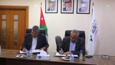 الخرابشة والبخيت يوقعان اتفاقية دعم برنامج ترشيد الطاقة في فنادق العقبة بقيمة 5ر1 مليون دينار