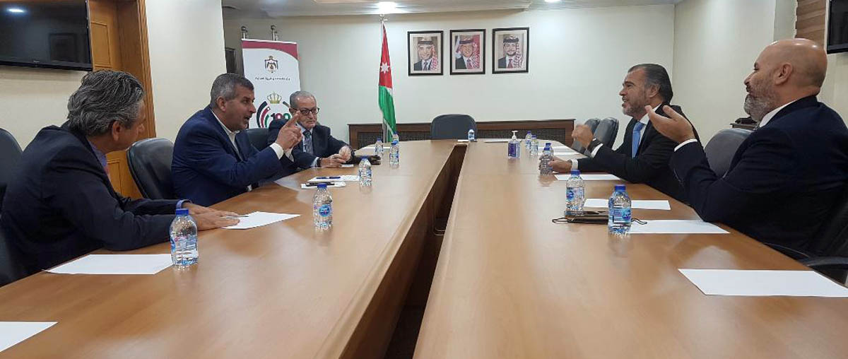 الخرابشة فرص استثمارية محلية وإقليمية متاحة امام شركات الطاقة المتجددة الوطنية