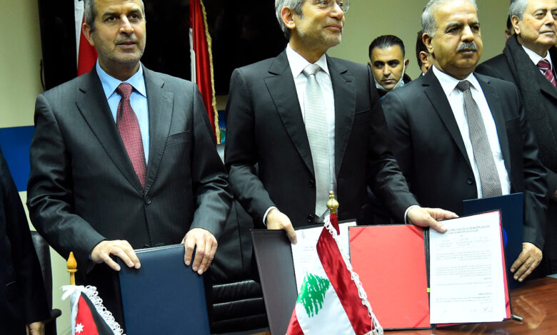 الأردن ولبنان وسوريا يوقعون اتفاقية العبور وعقد تزويد لبنان بالكهرباء من الشبكة الاردنية
