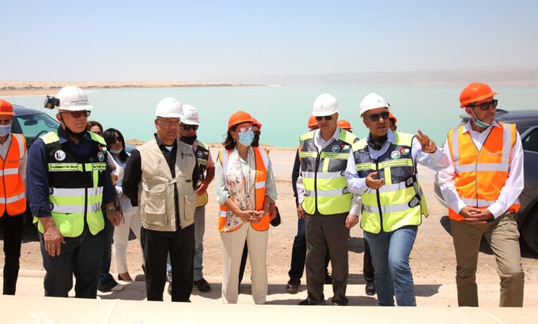 وزيرة الطاقة تزور مصانع شركة البوتاس العربية وتؤكد على أهمية التوسع في المشاريع ذات القيمة المضافة