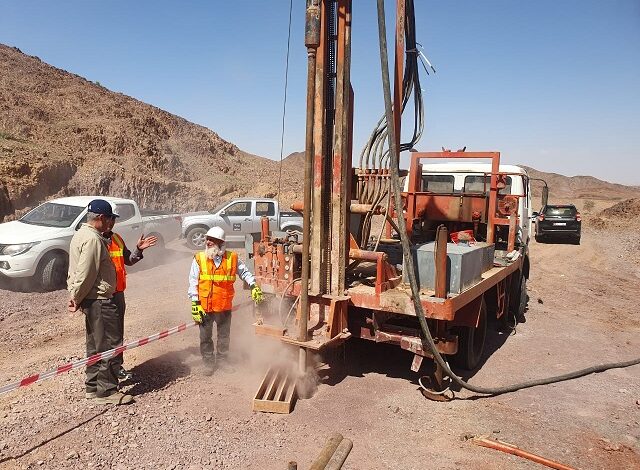 الخرابشة يطلق مشروع استكشاف خامات الرصاص والزنك والذهب في سمرة طيبة