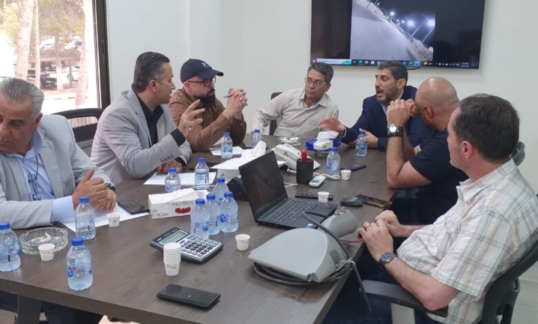 الطاقة تجري زيارة تفقدية لمشروع استبدال وحدات الانارة الموفرة LED
