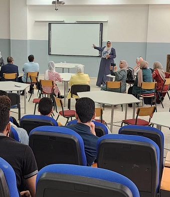 الطاقة تحاضر بحق الحصول على المعلومة في كلية البوليتكنك