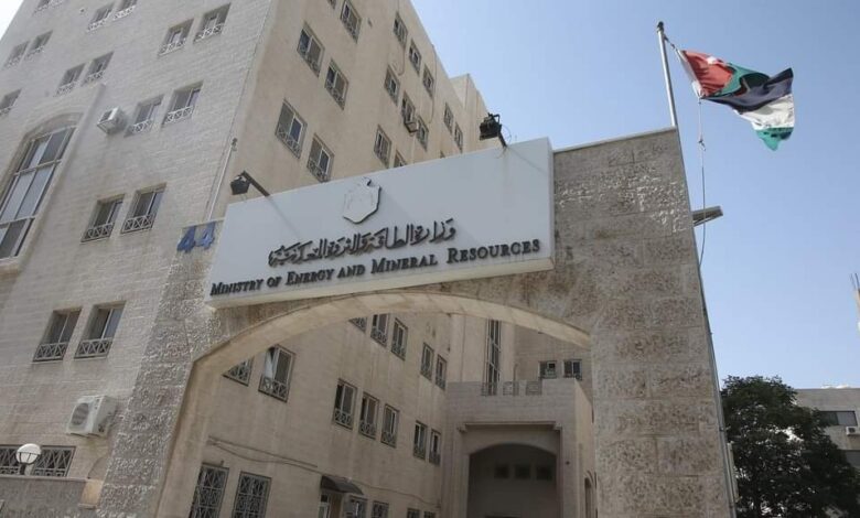 خلال زيارة الفريق الوزاري للمحافظة